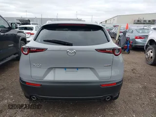2025 Mazda CX-30 S Preferred with VIN 3MVDMBCM7SM771411, listed as a IAAI auction lot 41290560 with 4 mi miles and . Bid and sale history available at DreamBid. Image 17.
