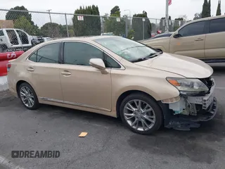 2010 Lexus HS 250h z VIN JTHBB1BA5A2001390, wystawiony jako IAAI lot #41461395 z przebiegiem 140 654 mil mil oraz . Historia ofert i sprzedaży dostępna na DreamBid. Obrazek 14.