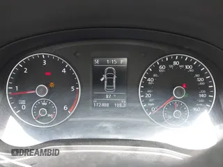 2015 Volkswagen Passat SE с VIN 1VWBV7A34FC076935, выставлен на аукционе IAAI как лот 42394375 с пробегом 172 408 миль миль и . История ставок и продаж доступна на DreamBid. Изображение 7.