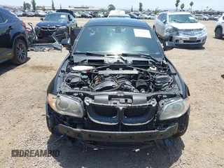 2010 BMW 1 Series 135i with VIN WBAUC7C54AVK80967, listed as a IAAI auction lot 42553077 with Not provided miles and . Bid and sale history available at DreamBid. Image 11.