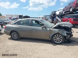2007 Hyundai Azera SE with VIN KMHFC46F87A174418, listed as a IAAI auction lot 41965732 with 193,164 mi miles. Bid and sale history available at carsss.com. Image 14.
