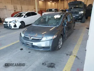 2009 Honda Civic LX z VIN 2HGFA16599H314871, wystawiony jako IAAI lot #41403199 z przebiegiem 144 963 mil mil oraz . Historia ofert i sprzedaży dostępna na DreamBid. Obrazek 16.
