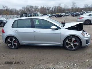2015 Volkswagen GTI S z VIN 3VW4T7AU6FM103994, wystawiony jako IAAI lot #41940902 z przebiegiem 77 689 mil mil oraz . Historia ofert i sprzedaży dostępna na DreamBid. Obrazek 13.