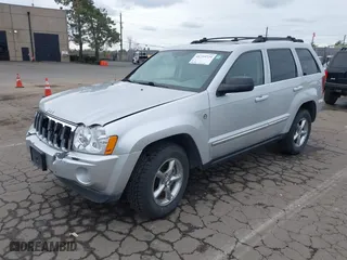 2007 Jeep Grand Cherokee Limited with VIN 1J8HR58N57C532416, listed as a IAAI auction lot 41719729 with 169,154 mi miles. Bid and sale history available at carsss.com. Image 17.