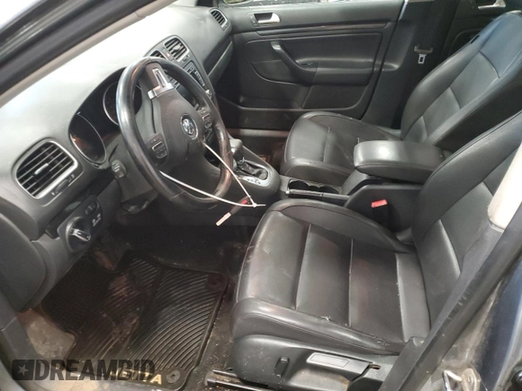 2010 Volkswagen Jetta with VIN 3VWTL8AJXAM660326, listed as a Copart auction lot 57861165 with 272,518 mi miles and Non repairable. Bid and sale history available at DreamBid. Image 7.