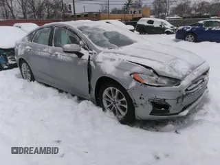 2020 Ford Fusion SE with VIN 3FA6P0HD6LR186599, listed as a IAAI auction lot 41541530 with 0 mi miles. Bid and sale history available at carsss.com. Image 1.