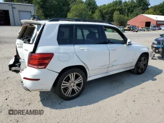 2014 Mercedes-Benz GLK 350 with VIN WDCGG8JB2EG324777, listed as a Copart auction lot 71431924 with 68,595 mi miles and Clean Title. Bid and sale history available at DreamBid. Image 3.