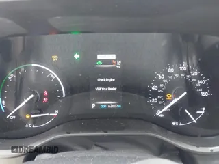 2023 Toyota Sienna LE z VIN 5TDKRKEC6PS157035, wystawiony jako IAAI lot #42244547 z przebiegiem 62 607 mil mil oraz . Historia ofert i sprzedaży dostępna na DreamBid. Obrazek 7.
