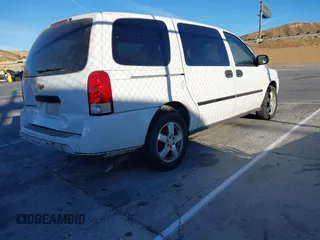 2007 Chevrolet Uplander LS Fleet with VIN 1GNDV23107D104310, listed as a IAAI auction lot 41399122 with 163,046 mi miles. Bid and sale history available at carsss.com. Image 4.