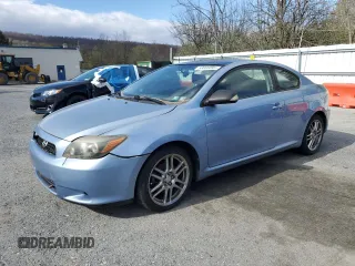 2010 Scion tC z VIN JTKDE3B71A0308786, wystawiony jako Copart lot #53665095 z przebiegiem 159 135 mil mil oraz Czysty tytuł • Clean title. Historia ofert i sprzedaży dostępna na DreamBid. Obrazek 1.