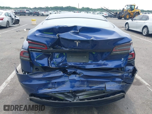 2022 Tesla Model S z VIN 5YJSA1E55NF493604, wystawiony jako IAAI lot #42503731 z przebiegiem 37 961 mil mil oraz . Historia ofert i sprzedaży dostępna na DreamBid. Obrazek 6.