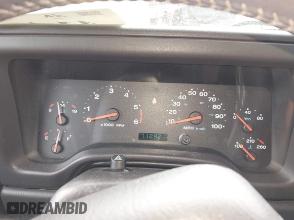 2001 Jeep Wrangler Sport z VIN 1J4FA49S31P349269, wystawiony jako IAAI lot #41427014 z przebiegiem 112 421 mil mil oraz . Historia ofert i sprzedaży dostępna na DreamBid. Obrazek 7.