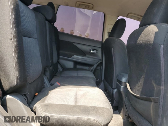 2017 Mitsubishi Outlander ES с VIN JA4AD2A34HZ028155, выставлен на аукционе Copart как лот 69011804 с пробегом 181 522 миль миль и Списание • Salvage title. История ставок и продаж доступна на DreamBid. Изображение 11.