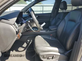 2017 Audi Q7 Premium Plus z VIN WA1LAAF72HD029468, wystawiony jako Copart lot #52747725 z przebiegiem 117 673 mil mil oraz Nie do naprawy • Non repairable. Historia ofert i sprzedaży dostępna na DreamBid. Obrazek 7.