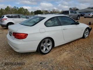 2011 BMW 3 Series 328i with VIN WBAKE3C58BE557731, listed as a Copart auction lot 88974515 with 113,446 mi miles and Salvage Title. Bid and sale history available at carsss.com. Image 3.