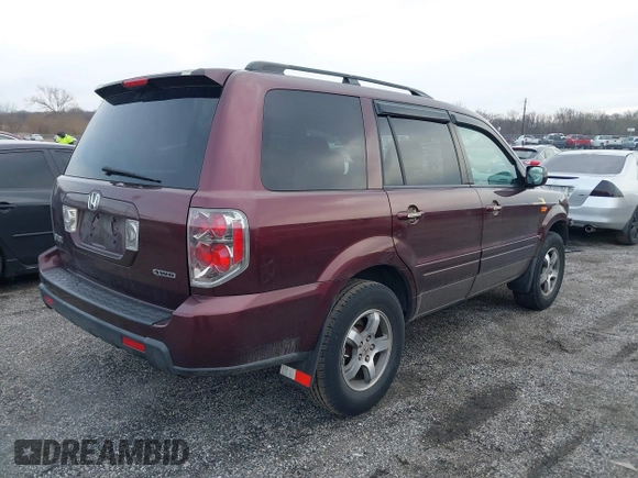 2008 Honda Pilot EX-L with VIN 5FNYF18508B015960, listed as a IAAI auction lot 41511626 with 207,141 mi miles. Bid and sale history available at carsss.com. Image 4.