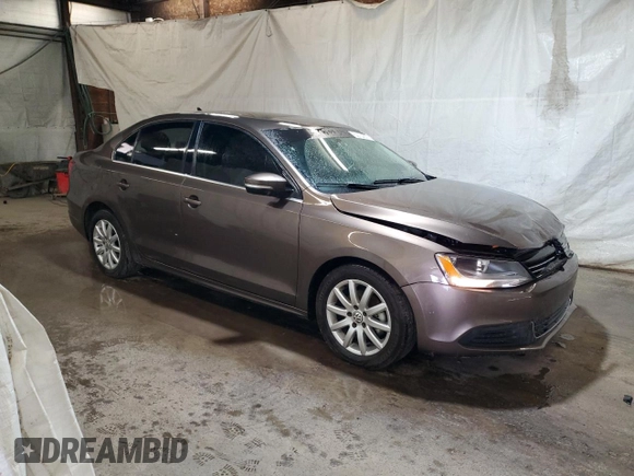 2013 Volkswagen Jetta TDI w/Premium with VIN 3VW3L7AJ2DM374825, listed as a Copart auction lot 62754875 with 152,278 mi miles and Salvage title. Bid and sale history available at DreamBid. Image 4.
