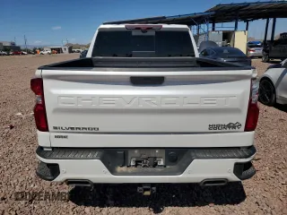 2022 Chevrolet Silverado 1500 High Country with VIN 1GCUYHEL3NZ116548, listed as a Copart auction lot 49336275 with 96,955 mi miles and Salvage Title. Bid and sale history available at DreamBid. Image 6.