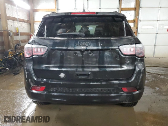 2022 Jeep Compass Latitude z VIN 3C4NJDBB8NT115285, wystawiony jako Copart lot #44131635 z przebiegiem 16 683 mil mil oraz Szkoda całkowita • Salvage title. Historia ofert i sprzedaży dostępna na DreamBid. Obrazek 6.