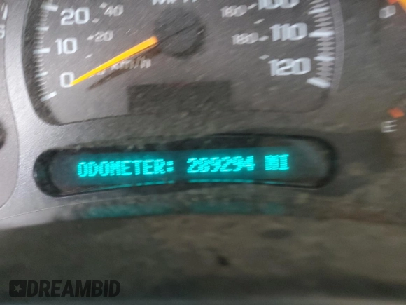 2004 Chevrolet Avalanche LS with VIN 3GNGK22G14G308771, listed as a Copart auction lot 86562484 with 289,294 mi miles and Salvage Title. Bid and sale history available at DreamBid. Image 9.