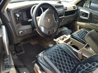 2008 Honda Ridgeline RT z VIN 2HJYK16208H537854, wystawiony jako Copart lot #65131045 z przebiegiem Nie podano mil oraz Czysty tytuł • Clean title. Historia ofert i sprzedaży dostępna na DreamBid. Obrazek 8.