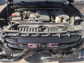 2021 GMC Sierra 1500 Elevation z VIN 1GTU9CET0MZ419219, wystawiony jako Copart lot #57103975 z przebiegiem 49 637 mil mil oraz Szkoda całkowita • Salvage title. Historia ofert i sprzedaży dostępna na DreamBid. Obrazek 11.