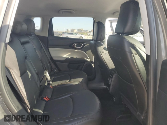 2022 Jeep Compass (RED) Edition с VIN 3C4NJDCB6NT104896, выставлен на аукционе Copart как лот 46656795 с пробегом 56 172 миль миль и Списание • Salvage title. История ставок и продаж доступна на DreamBid. Изображение 11.