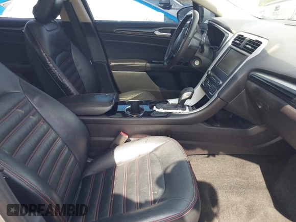 2016 Ford Fusion SE with VIN 3FA6P0H78GR189567, listed as a IAAI auction lot 41801780 with 134,802 mi miles. Bid and sale history available at carsss.com. Image 5.