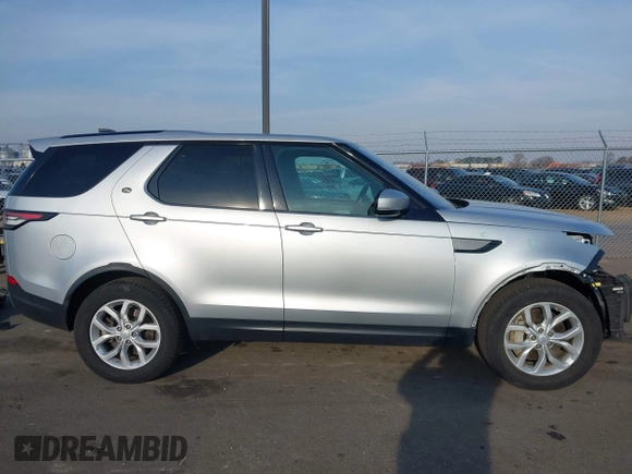 2020 Land Rover Discovery SE with VIN SALRG2RV0L2425586, listed as a IAAI auction lot 41899344 with 56,449 mi miles. Bid and sale history available at carsss.com. Image 13.