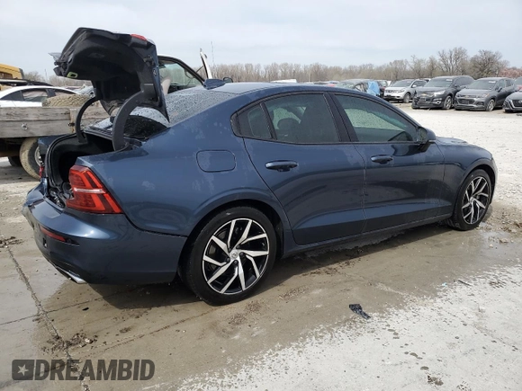 2020 Volvo S60 Momentum with VIN 7JR102FK4LG046842, listed as a Copart auction lot 49681585 with 42,047 mi miles and Salvage Title. Bid and sale history available at carsss.com. Image 3.