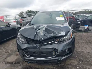 2020 Chevrolet Trax LS with VIN 3GNCJKSB3LL185308, listed as a IAAI auction lot 41206228 with 59,206 mi miles. Bid and sale history available at carsss.com. Image 6.