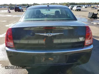 2009 Chrysler 300 with VIN 2C3KA63TX9H629406, listed as a Copart auction lot 43112544 with 47,783 mi miles and Non Repairable. Bid and sale history available at carsss.com. Image 6.