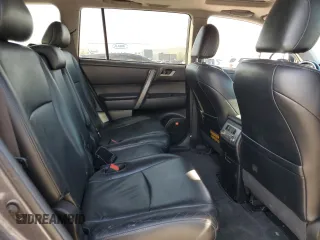 2010 Toyota Highlander Sport z VIN 5TDEK3EH3AS001867, wystawiony jako Copart lot #52792345 z przebiegiem 191 658 mil mil oraz Szkoda całkowita • Salvage title. Historia ofert i sprzedaży dostępna na DreamBid. Obrazek 11.