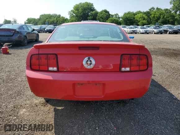 2007 Ford Mustang Deluxe with VIN 1ZVFT80N075211687, listed as a Copart auction lot 61100835 with 168,190 mi miles and Clean title. Bid and sale history available at DreamBid. Image 6.