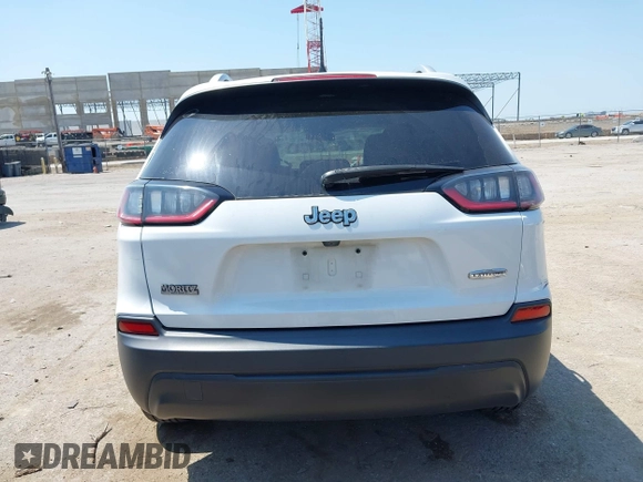 2019 Jeep Cherokee Latitude Plus z VIN 1C4PJLLB9KD232828, wystawiony jako IAAI lot #42373598 z przebiegiem 106 160 mil mil oraz . Historia ofert i sprzedaży dostępna na DreamBid. Obrazek 17.