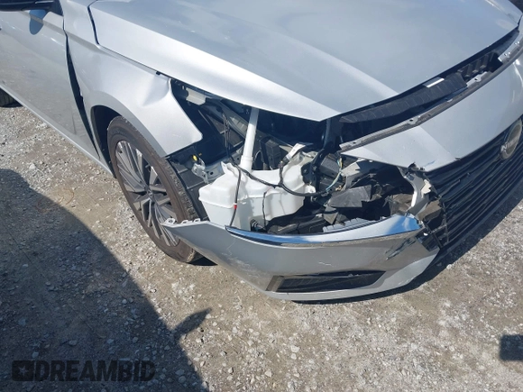 2024 Nissan Altima SV with VIN 1N4BL4DV4RN353196, listed as a IAAI auction lot 42643904 with 37,424 mi miles and . Bid and sale history available at DreamBid. Image 18.