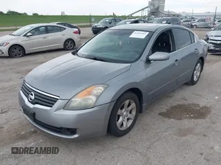 2008 Nissan Altima SL with VIN 1N4AL21E58N542331, listed as a IAAI auction lot 42202303 with 213,756 mi miles and . Bid and sale history available at DreamBid. Image 2.