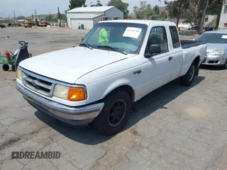 1995 Ford Ranger Splash z VIN 1FTCR14U4SPA34569, wystawiony jako IAAI lot #42418798 z przebiegiem 147 460 mil mil oraz . Historia ofert i sprzedaży dostępna na DreamBid. Obrazek 2.
