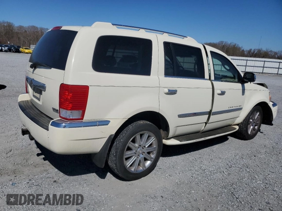 2008 Chrysler Aspen Limited z VIN 1A8HW582X8F137677, wystawiony jako Copart lot #50180325 z przebiegiem 86 253 mil mil oraz Szkoda całkowita • Salvage title. Historia ofert i sprzedaży dostępna na DreamBid. Obrazek 3.