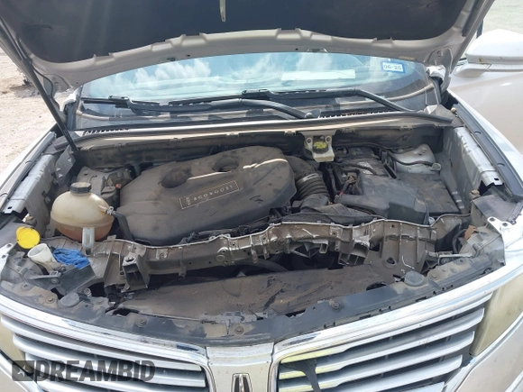2017 Lincoln MKC Premiere with VIN 5LMCJ1C98HUL22506, listed as a IAAI auction lot 42462103 with 146,765 mi miles and . Bid and sale history available at DreamBid. Image 10.