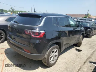 2024 Jeep Compass Sport with VIN 3C4NJDAN8RT173303, listed as a Copart auction lot 59729975 with 3,612 mi miles and Salvage title. Bid and sale history available at DreamBid. Image 3.