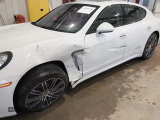 2016 Porsche Panamera 4 z VIN WP0AA2A71GL000087, wystawiony jako IAAI lot #41435476 z przebiegiem 103 537 mil mil oraz . Historia ofert i sprzedaży dostępna na DreamBid. Obrazek 6.