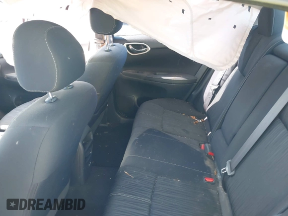 2018 Nissan Sentra SV z VIN 3N1AB7AP8JL628303, wystawiony jako IAAI lot #40085310 z przebiegiem 22 927 mil mil oraz . Historia ofert i sprzedaży dostępna na DreamBid. Obrazek 8.