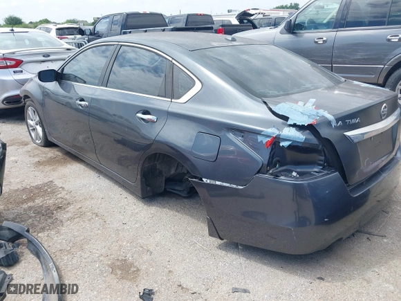 2013 Nissan Altima 2.5 SV with VIN 1N4AL3APXDN530094, listed as a IAAI auction lot 42080369 with 1 mi miles. Bid and sale history available at carsss.com. Image 3.