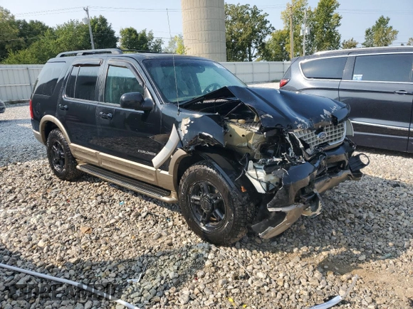 2002 Ford Explorer Eddie Bauer with VIN 1FMDU74W82ZC83948, listed as a Copart auction lot 71237084 with 233,525 mi miles and Clean title. Bid and sale history available at DreamBid. Image 4.