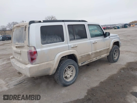2007 Jeep Commander Sport с VIN 1J8HG48P07C577569, выставлен на аукционе IAAI как лот 41497583 с пробегом 245 446 миль миль и . История ставок и продаж доступна на DreamBid. Изображение 4.