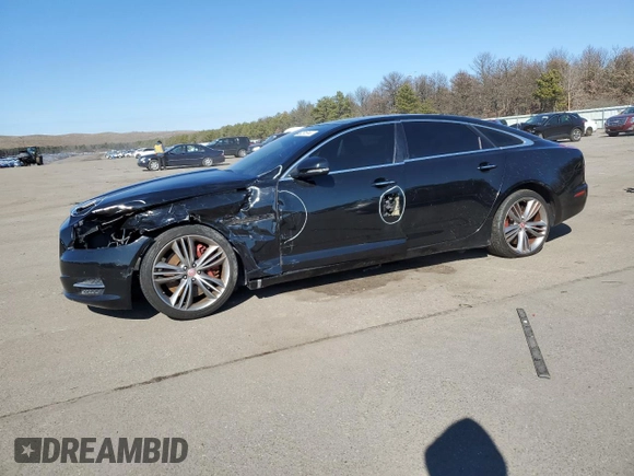 2015 Jaguar XJ with VIN SAJWA2GT2FMV84567, listed as a Copart auction lot 45231514 with 60,717 mi miles and . Bid and sale history available at DreamBid. Image 1.