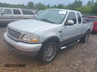 2003 Ford F-150 XL z VIN 1FTRX18W43NA38176, wystawiony jako IAAI lot #42165454 z przebiegiem Nie podano mil oraz . Historia ofert i sprzedaży dostępna na DreamBid. Obrazek 2.