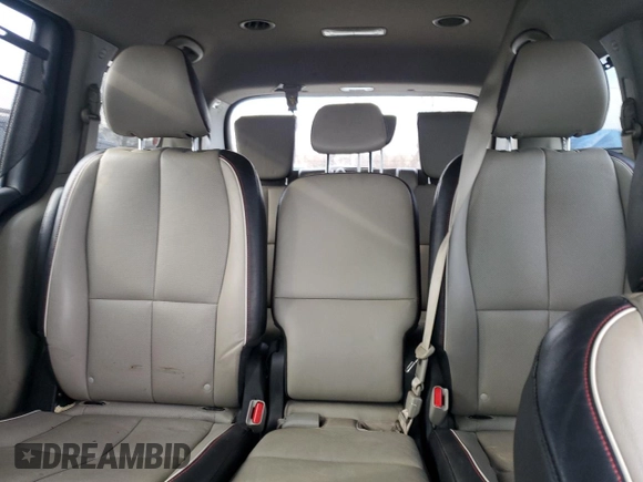 2019 Kia Sedona EX with VIN KNDMB5C19K6517665, listed as a Copart auction lot 85963624 with 102,400 mi miles and Clean Title. Bid and sale history available at carsss.com. Image 10.