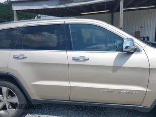 2014 Jeep Grand Cherokee Limited with VIN 1C4RJFBG1EC148701, listed as a IAAI auction lot 42552429 with 225,514 mi miles and . Bid and sale history available at DreamBid. Image 13.